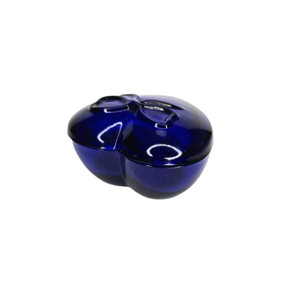 Vintage Cobalt Blue Westmoreland Glass Heart Shaped Trinket Box 3